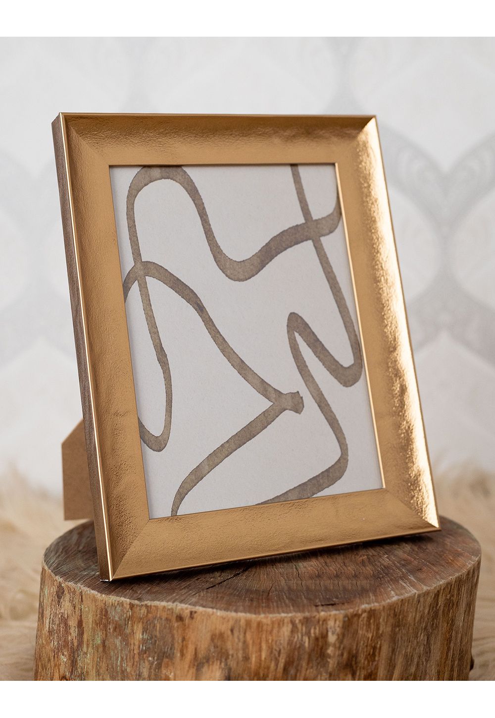 Porta-Retrato Texturizado Dourado 15x21– Elegância e Estilo Contemporâneo